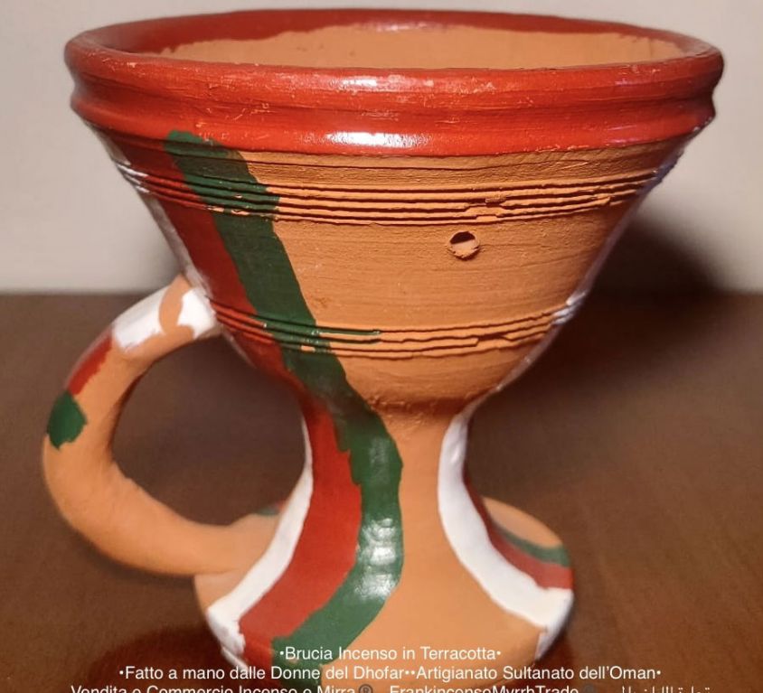 CENSE BURNERS MADE OF CLAY FROM OMAN FOR INCENSE IN GRAINS, HANDCRAFT SMOKING INCENSE HOLDER.