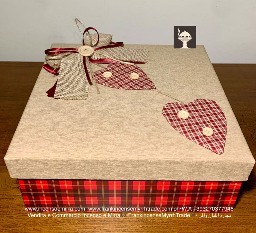 Idea Gift Box contain Oman Frankincense Essential Oil, Frankincense Soap, Royal Green Hojari Boswellia Sacra Frankincense. AllubanSacra