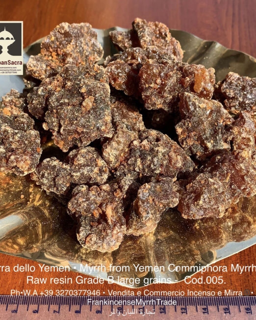 Yemeni myrrh in fine raw resin Grade B extracted from the Commiphora Mirrha tree. Myrrh in natural resin for sale both retails, wholesale and bulk purchases.